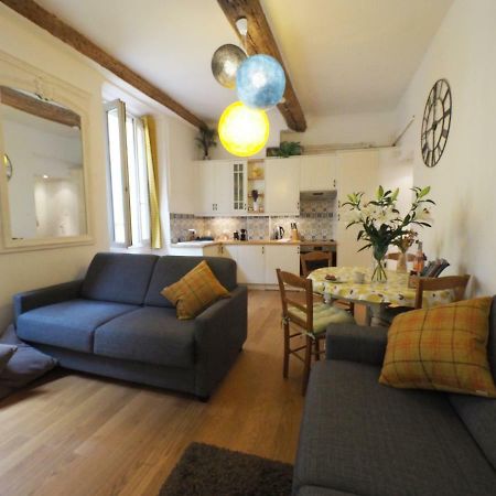 2 Bedroom Apartment Old Town Centre Ніцца Екстер'єр фото